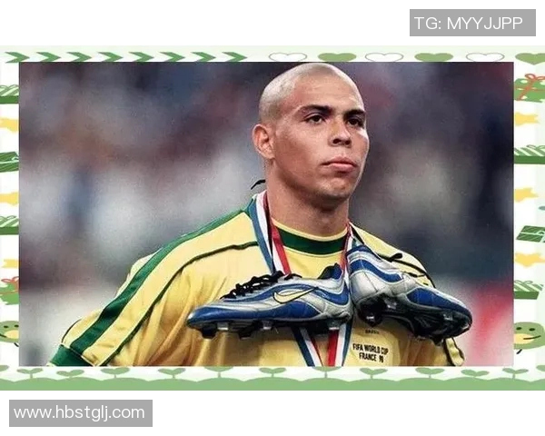 全球顶尖13号足球明星前锋盘点及其辉煌成就分析