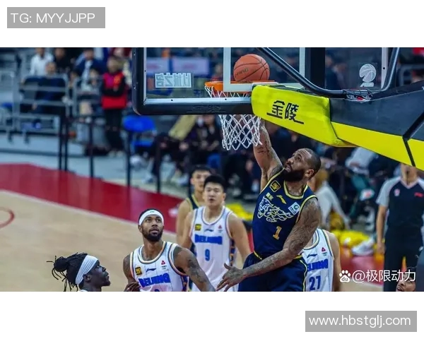 新疆男篮对决广东队精彩录像回顾分析全场精彩瞬间与战术解析 新疆男篮对决广东队精彩录像回顾分析全场精彩瞬间与战术解析